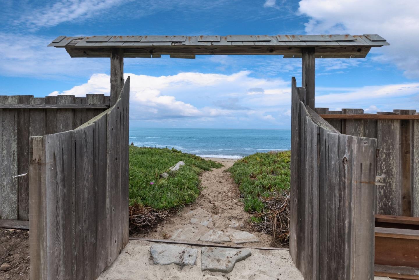 275 Davenport Landing Road