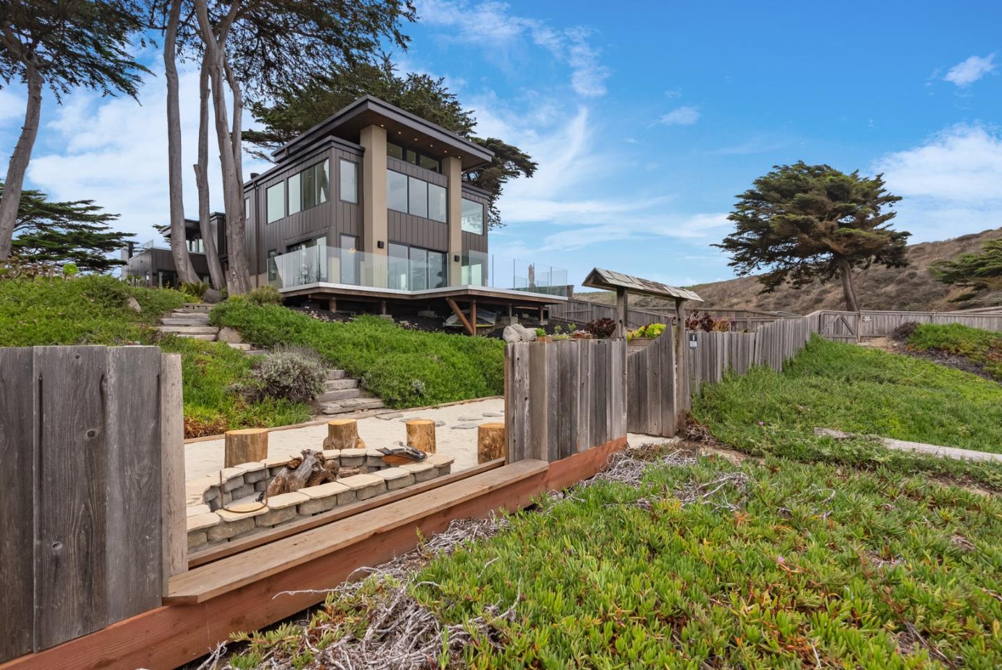 275 Davenport Landing Road