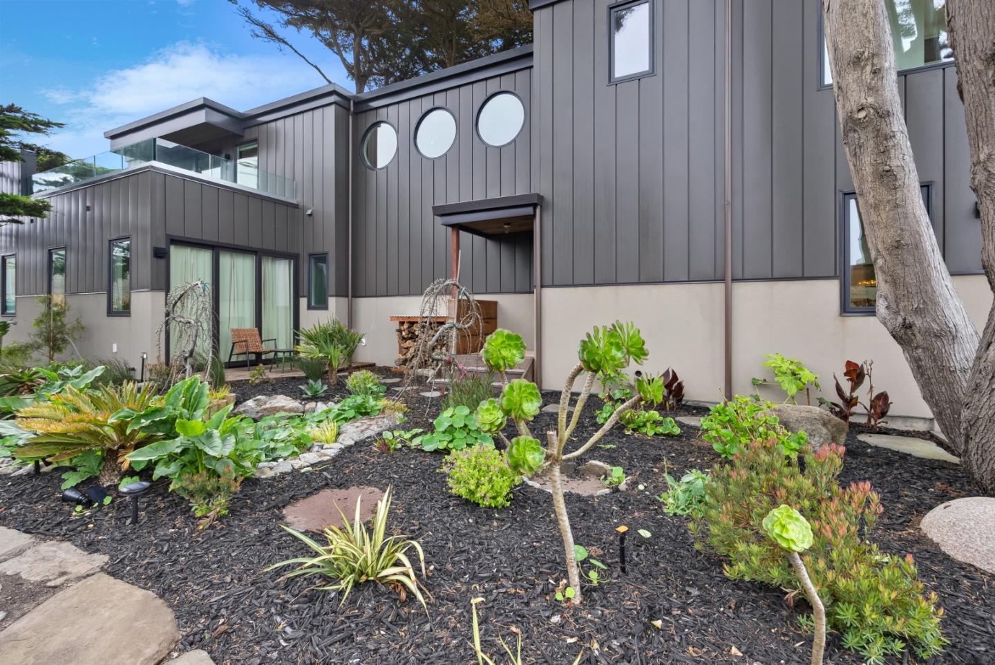 275 Davenport Landing Road