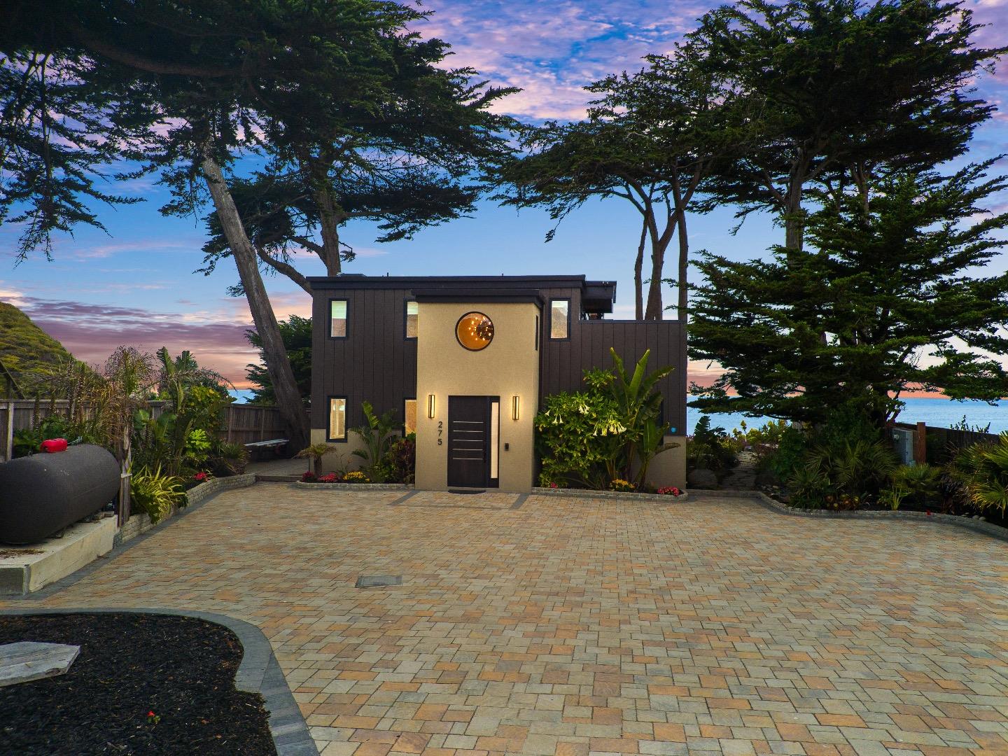 275 Davenport Landing Road