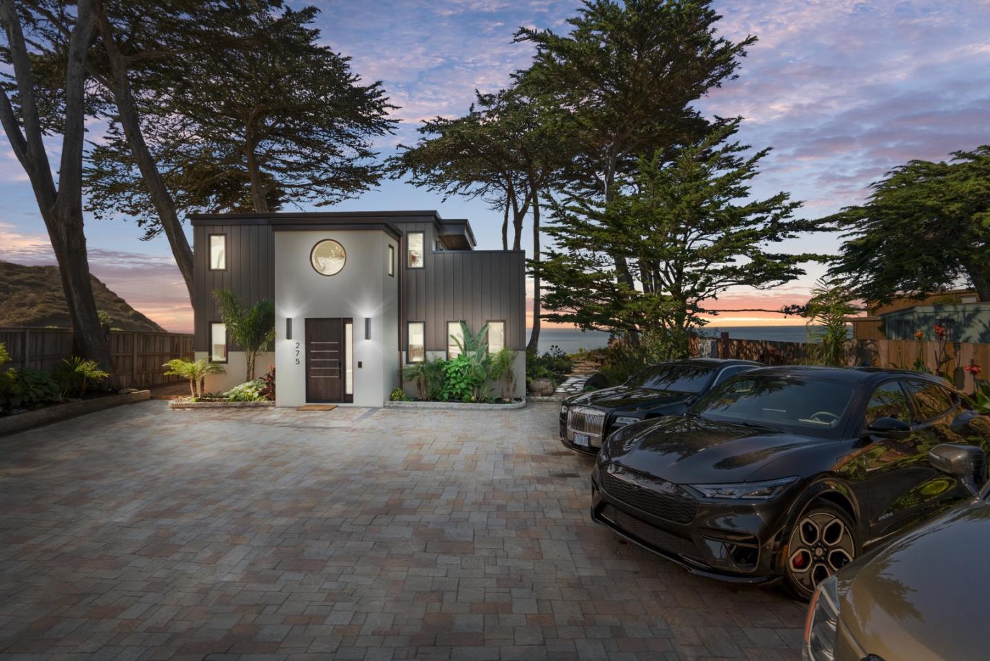 275 Davenport Landing Road