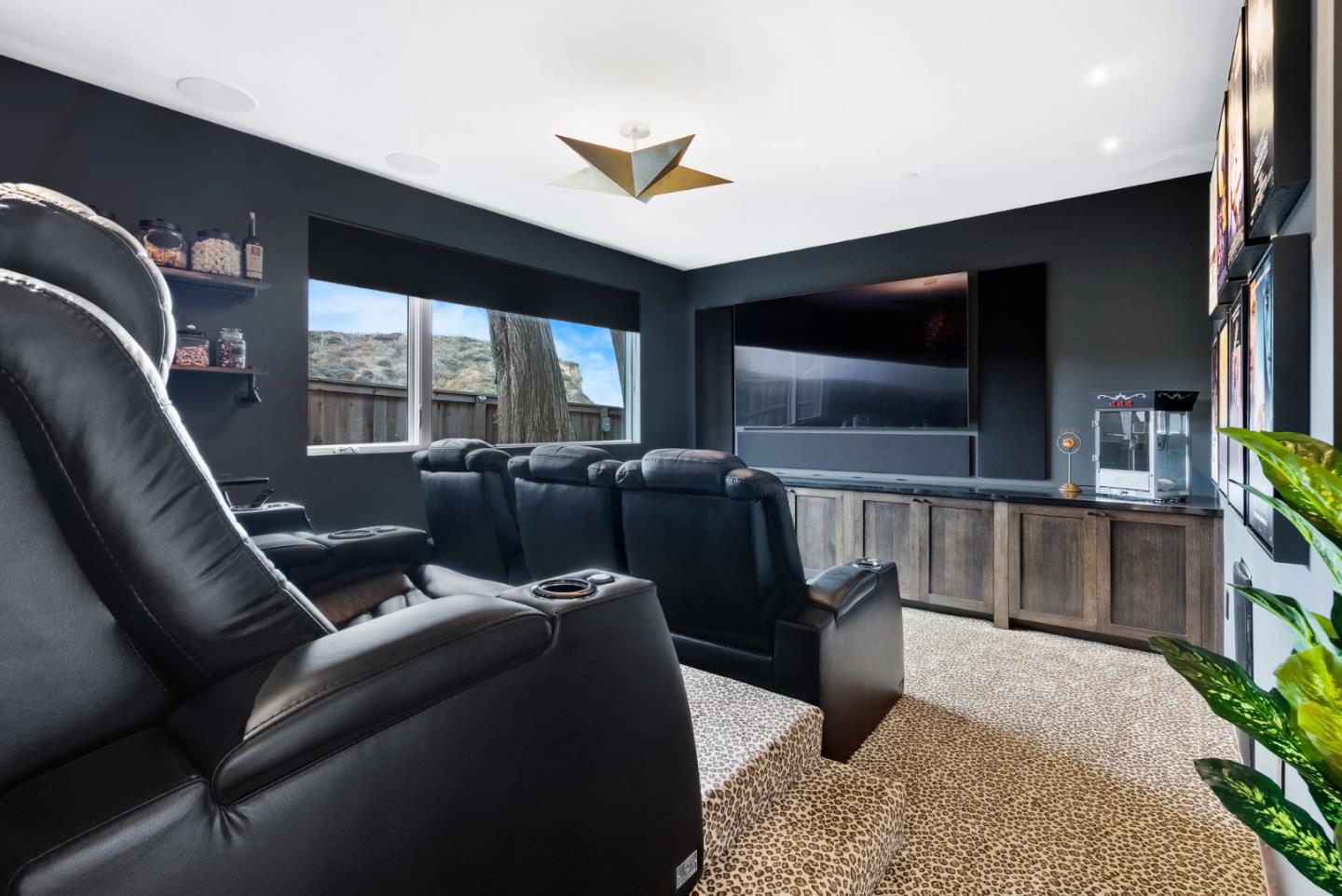 275 Davenport Landing Road