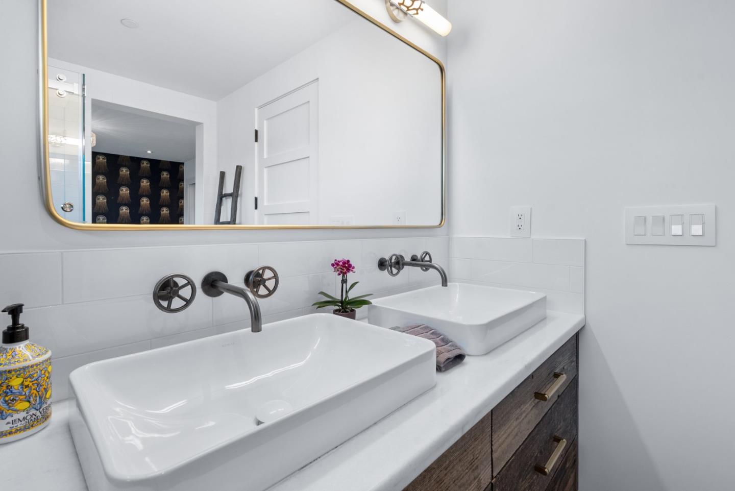 275 Davenport Landing Road