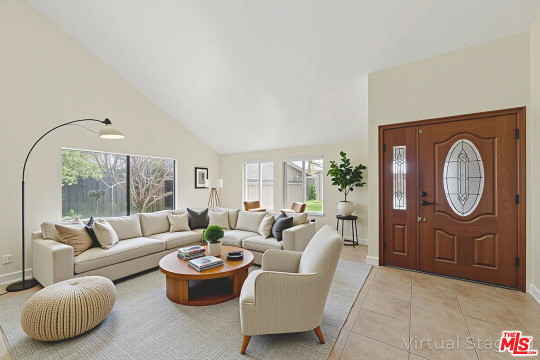860 Big Horn Ct