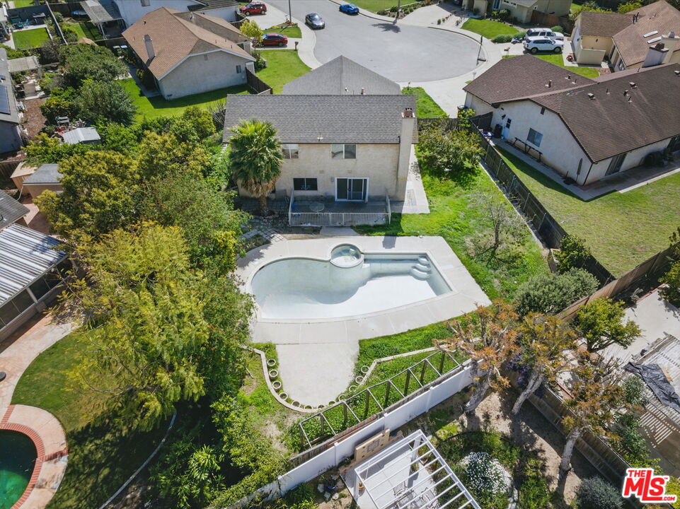 860 Big Horn Ct