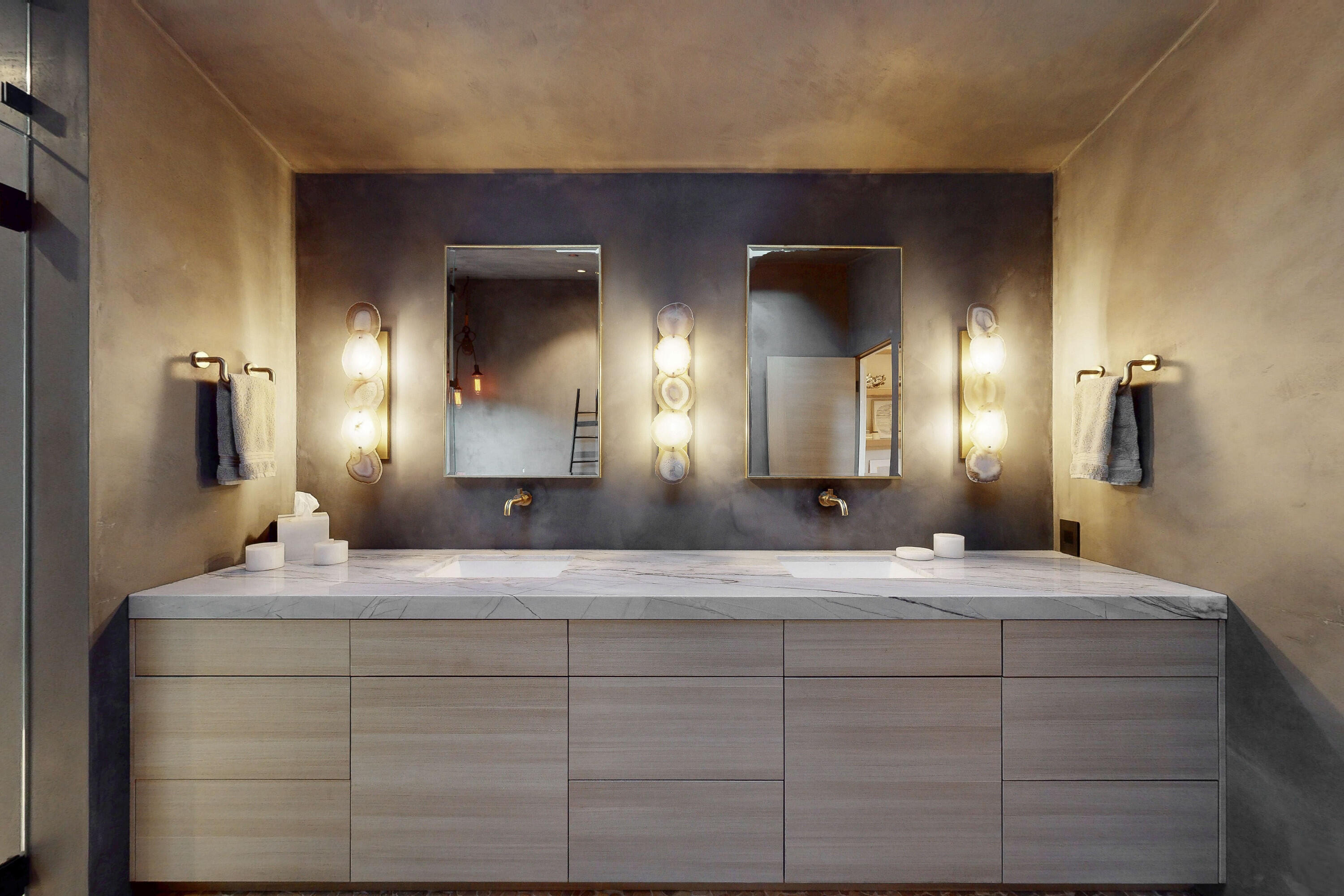 670 Santa Lucia Avenue