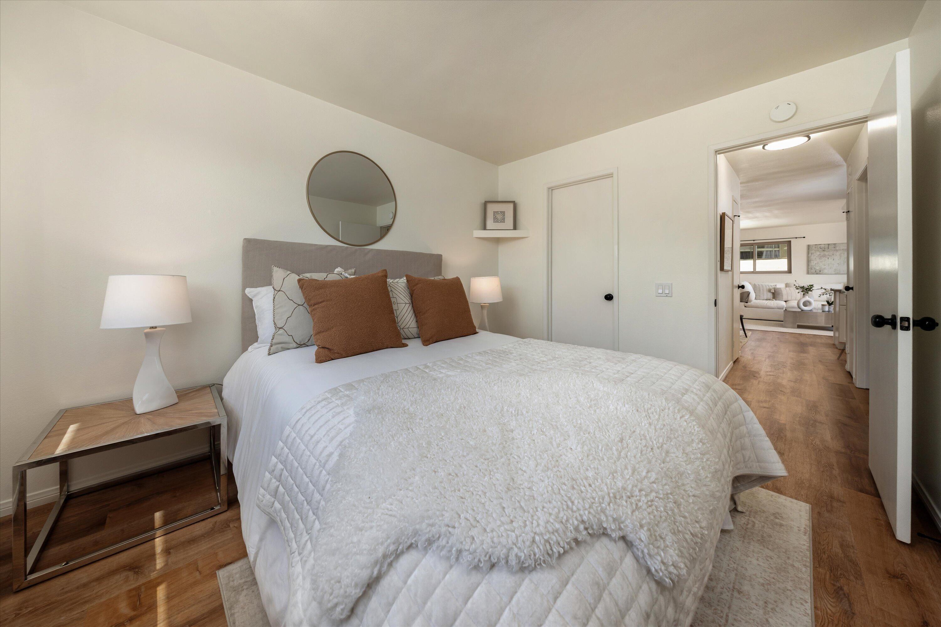 5931 Birch Street Apt 4