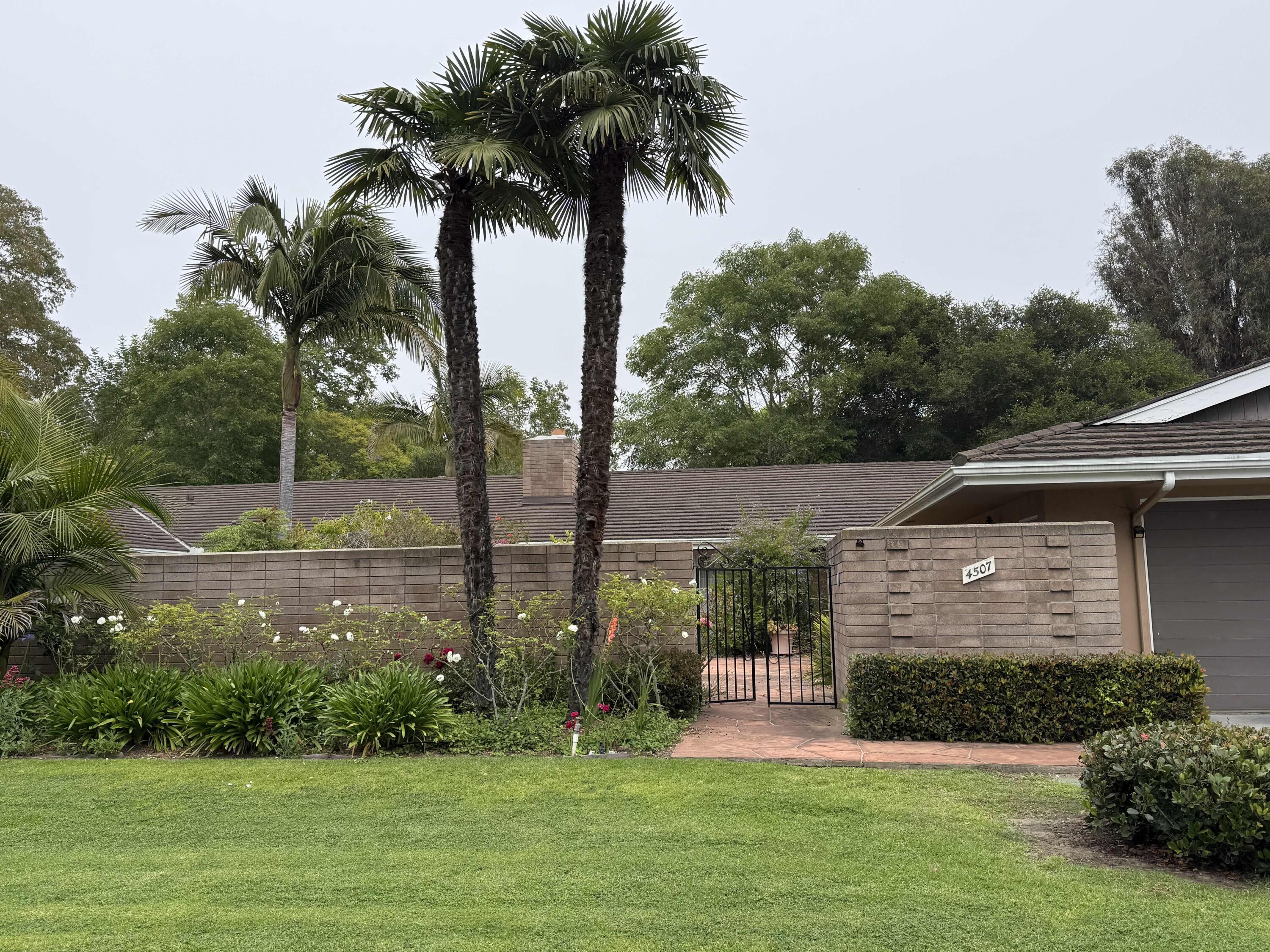 4507 Carriage Hill Drive