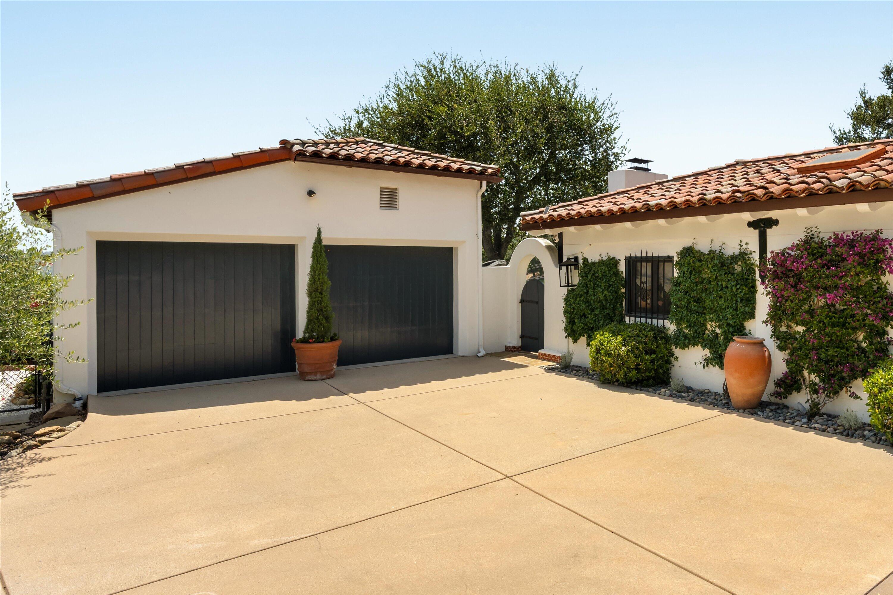 1025 Coyote Road