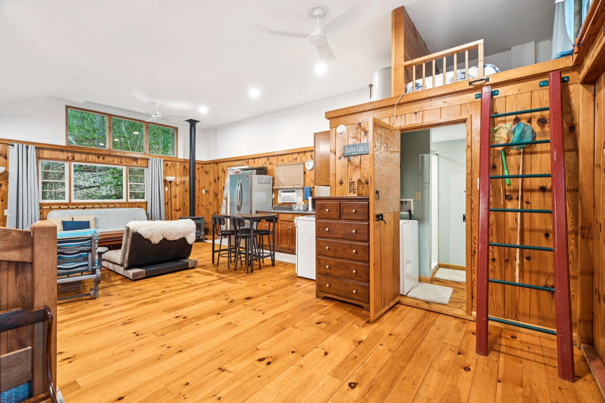 124 Hidden Lake Lane