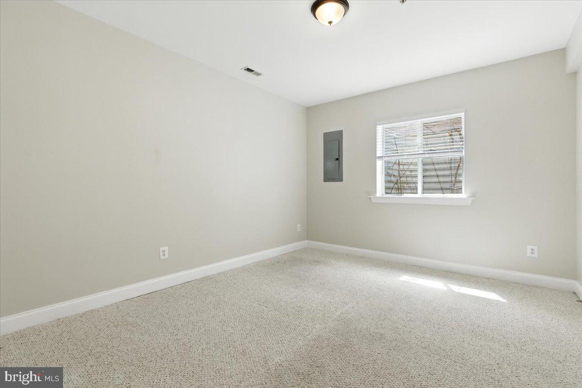 2631 ACADEMIC COURT