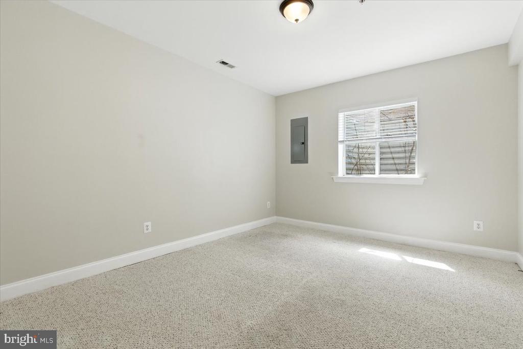 2631 ACADEMIC COURT