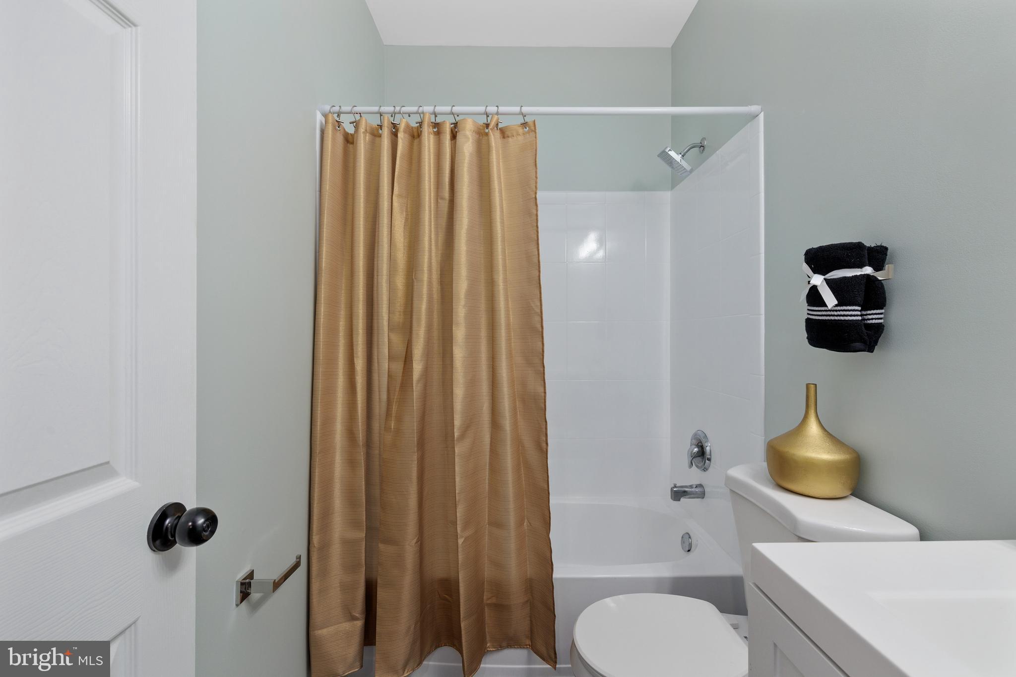 5708 Virginia Ln #5