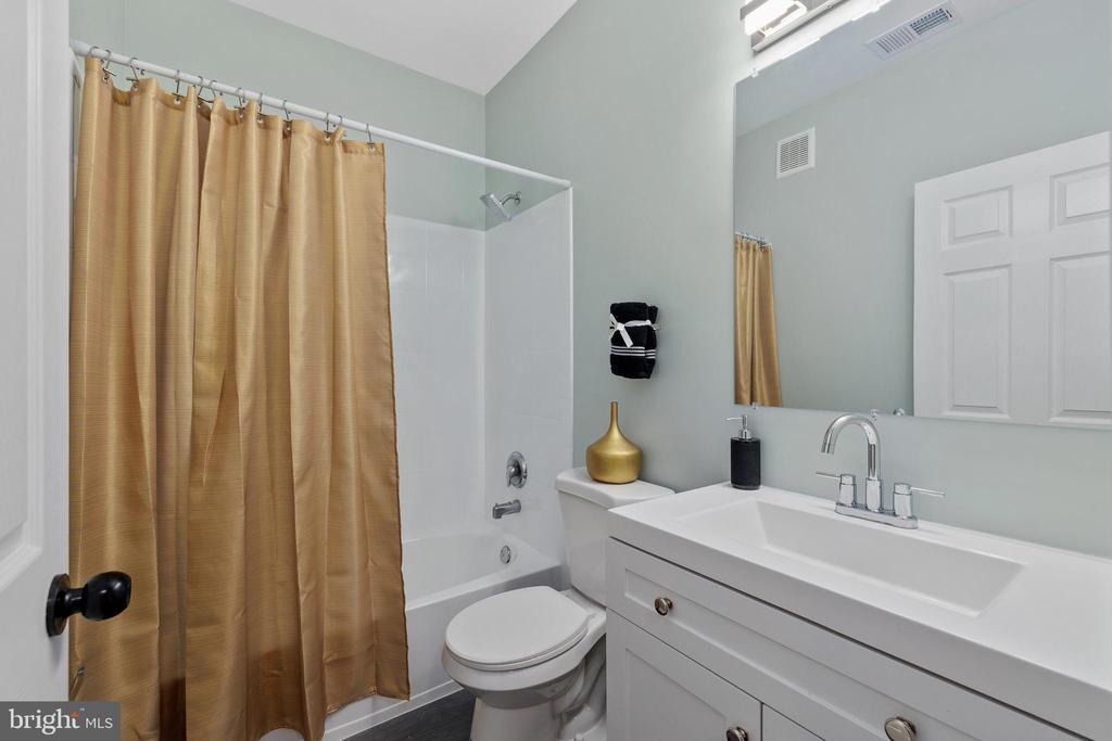 5708 Virginia Ln #5