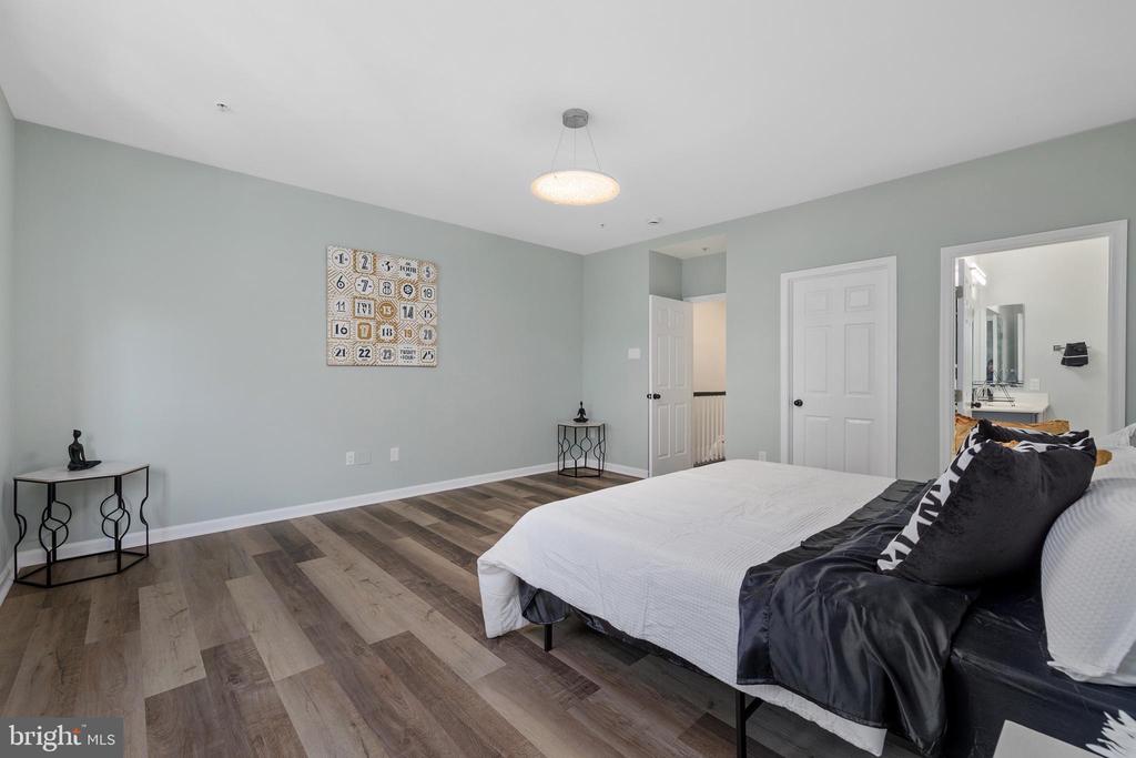 5708 Virginia Ln #5