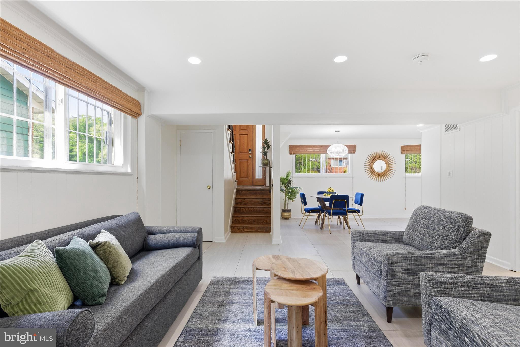 824 BOOKER DRIVE