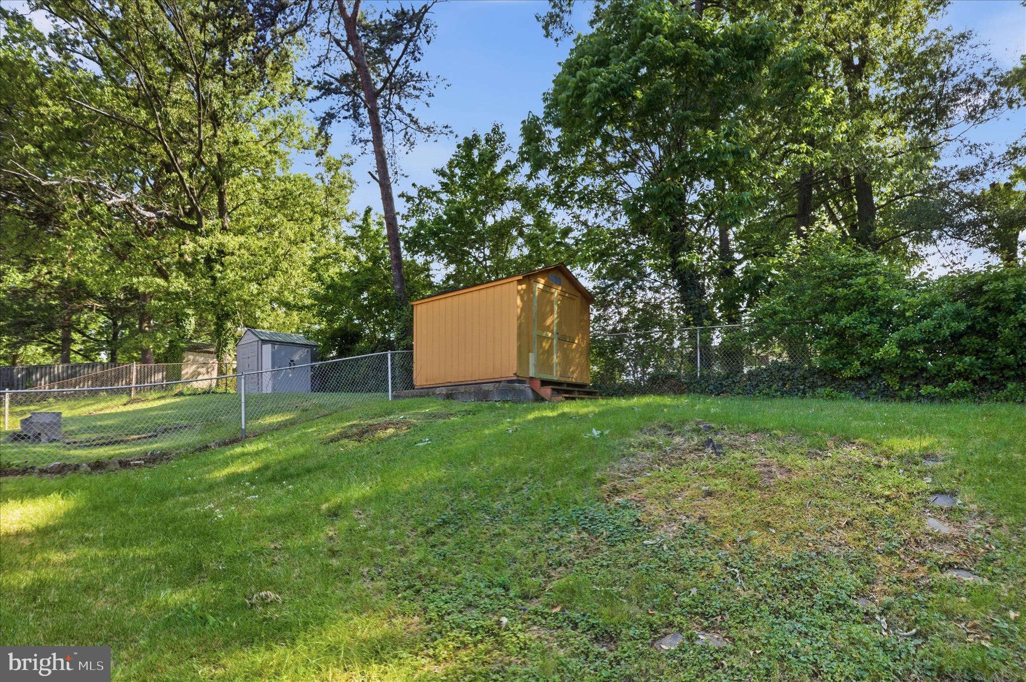 824 BOOKER DRIVE