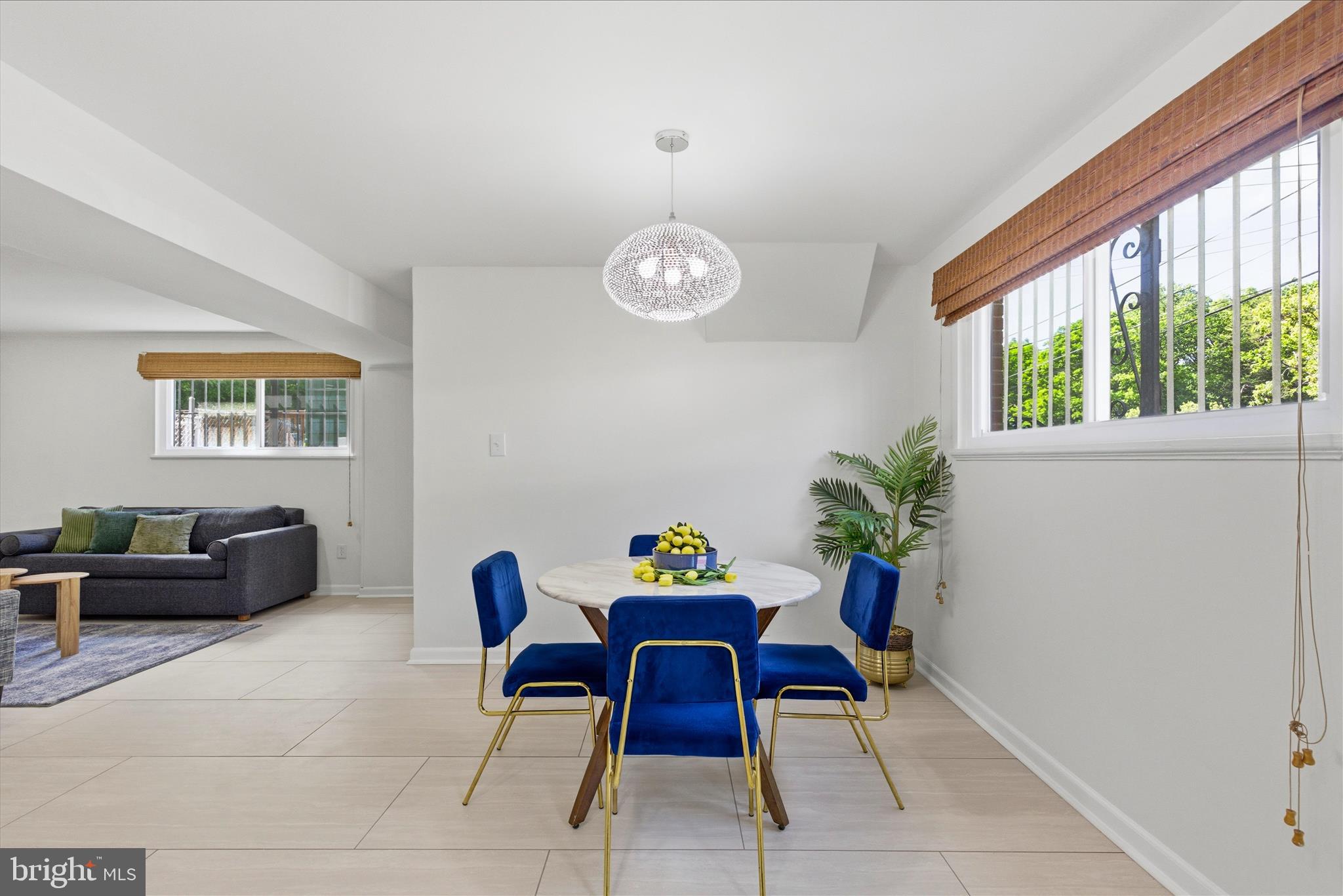 824 BOOKER DRIVE