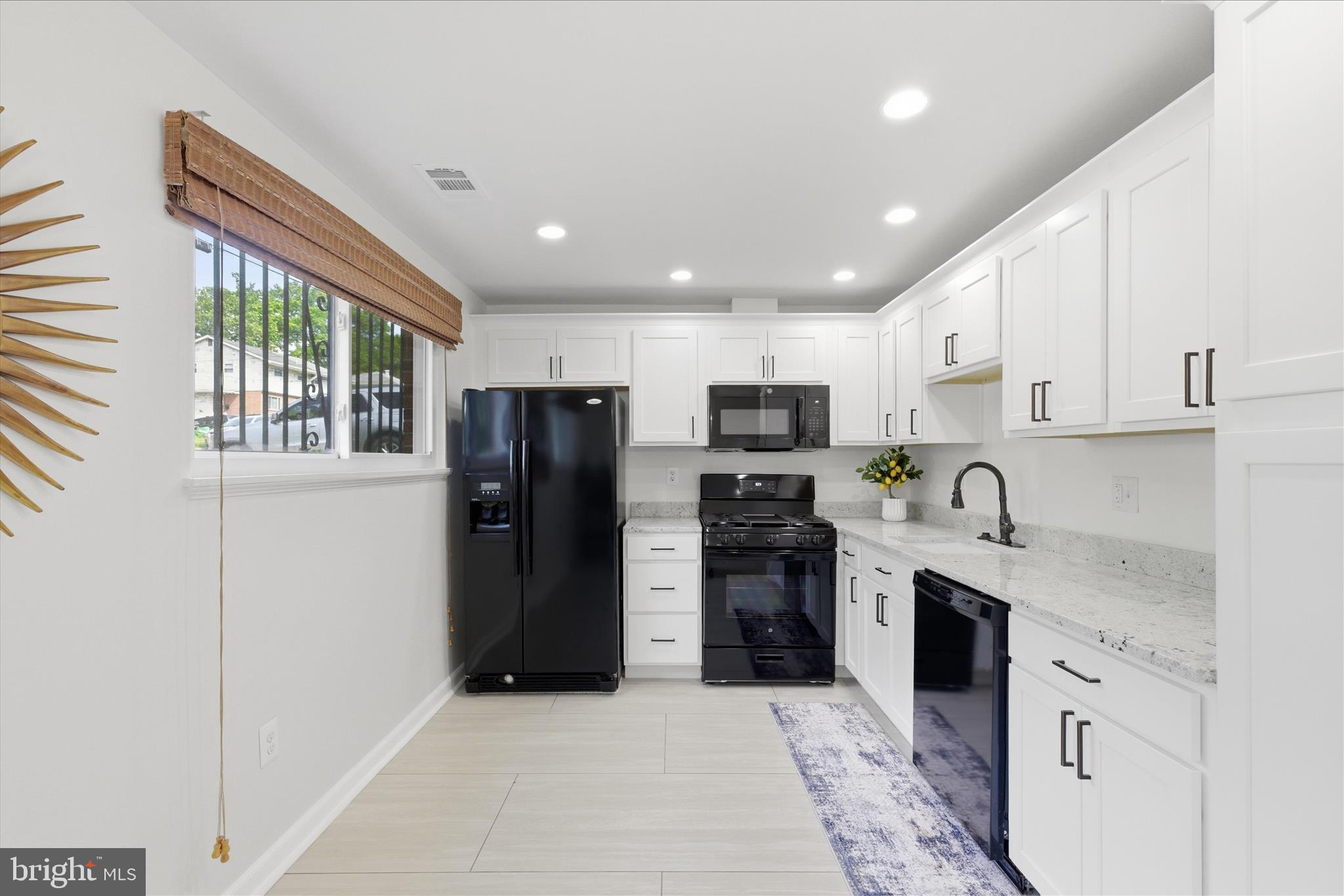 824 BOOKER DRIVE