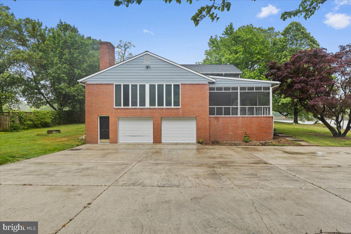 405 Cove Rd