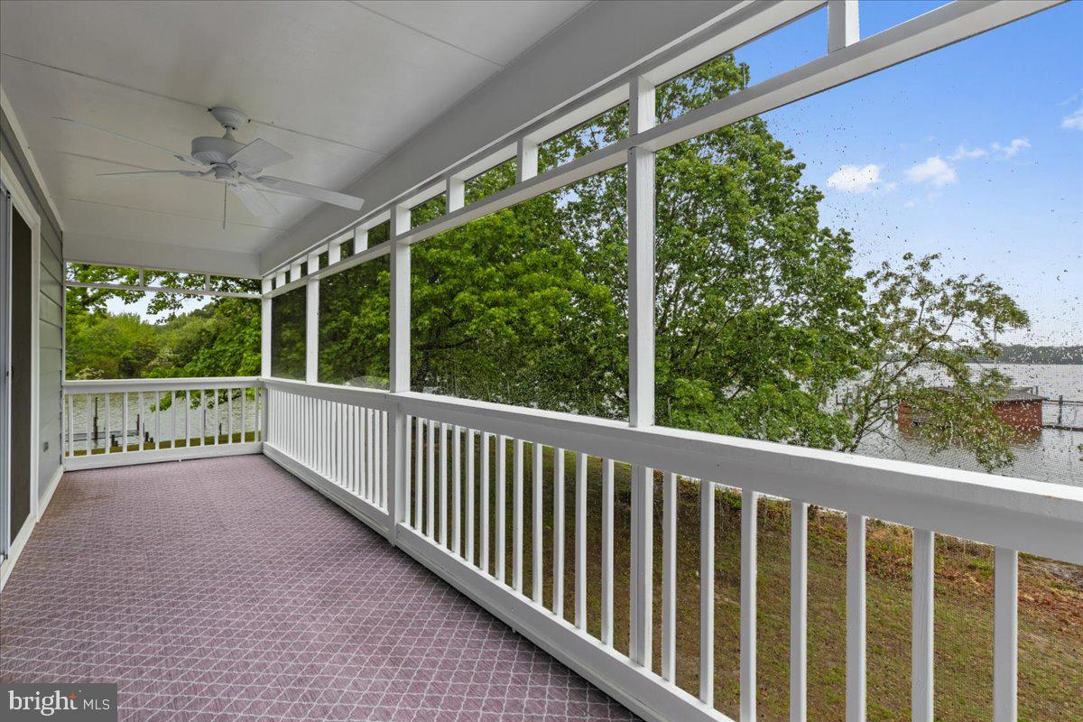 405 Cove Rd