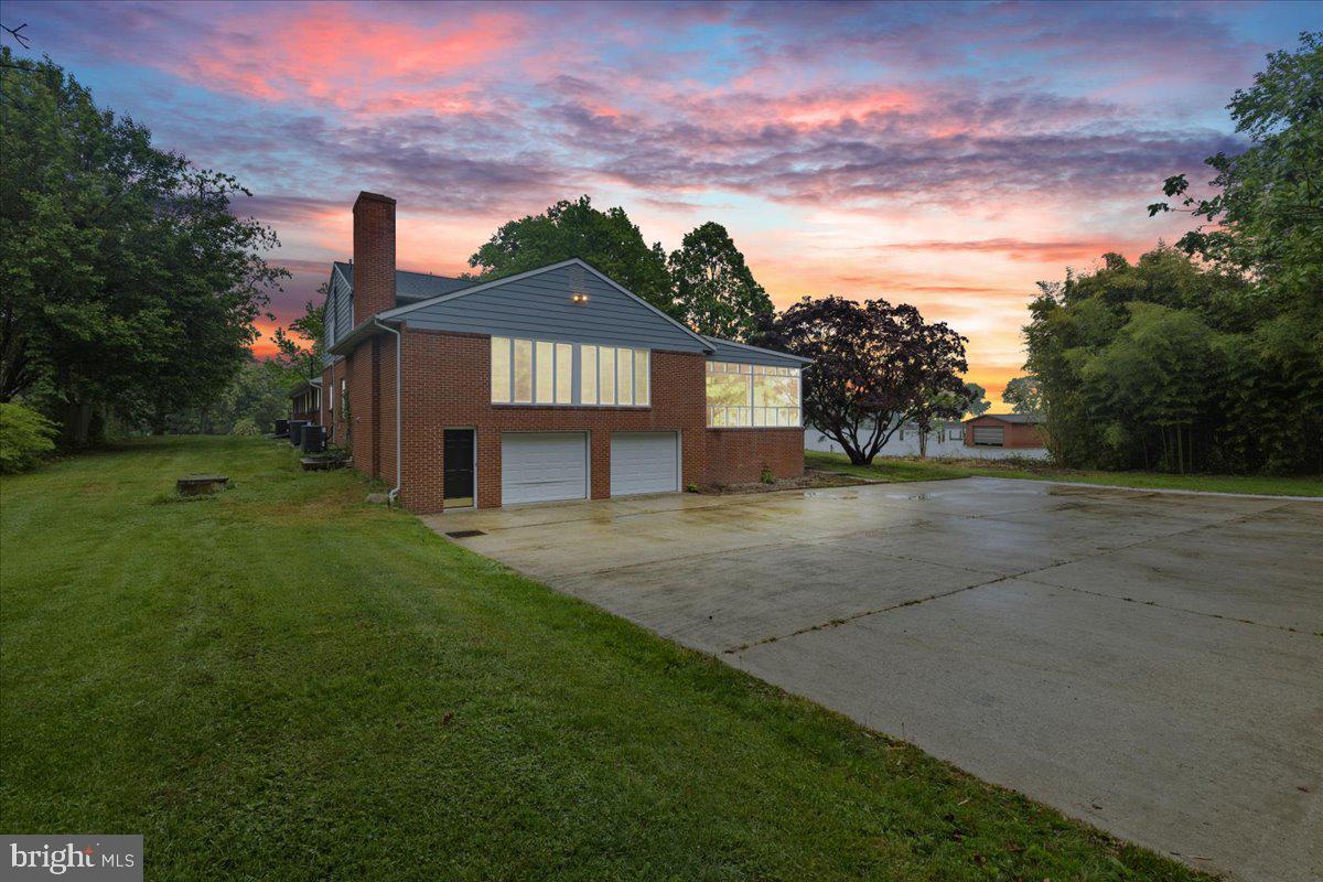 405 Cove Rd