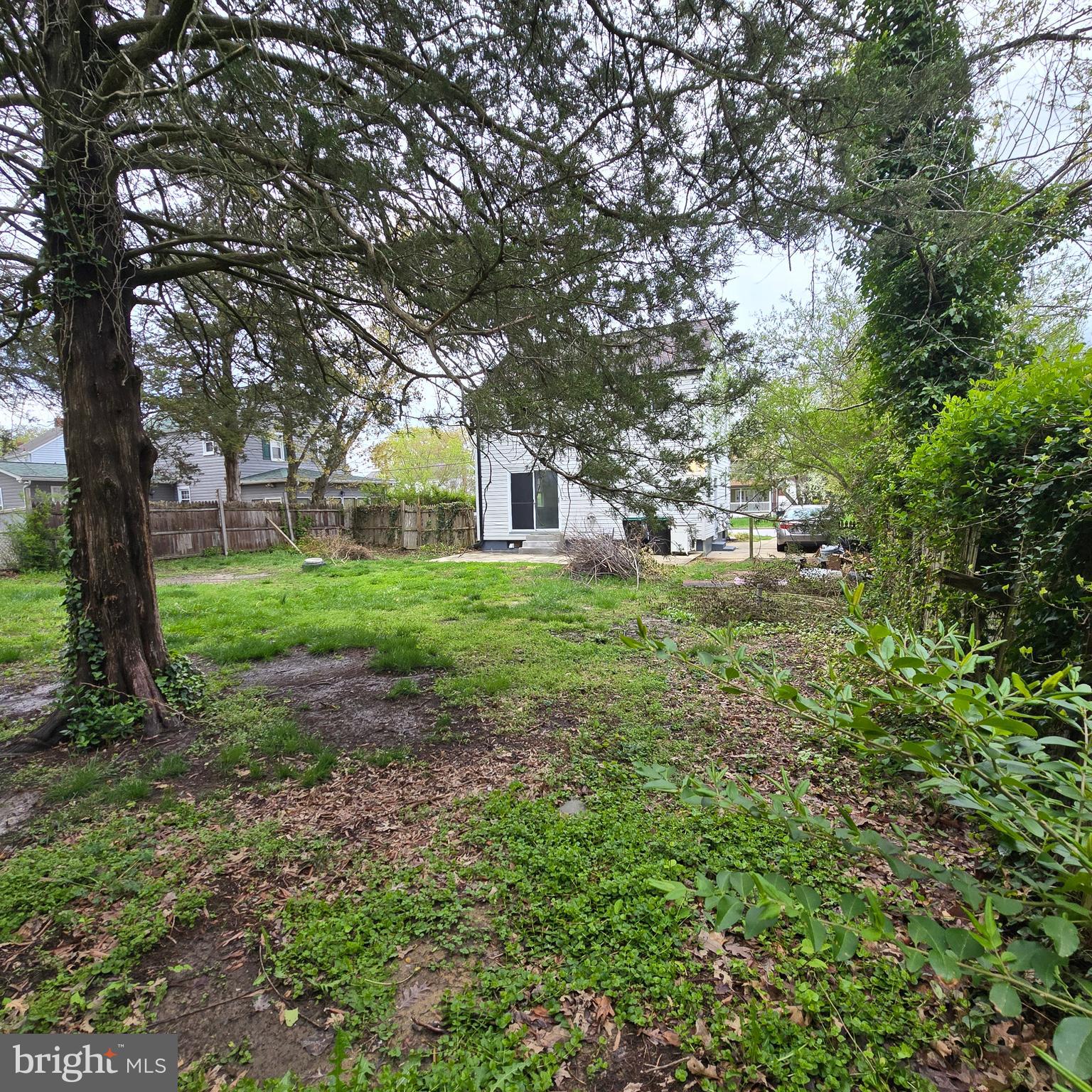 21676 N ESSEX DR