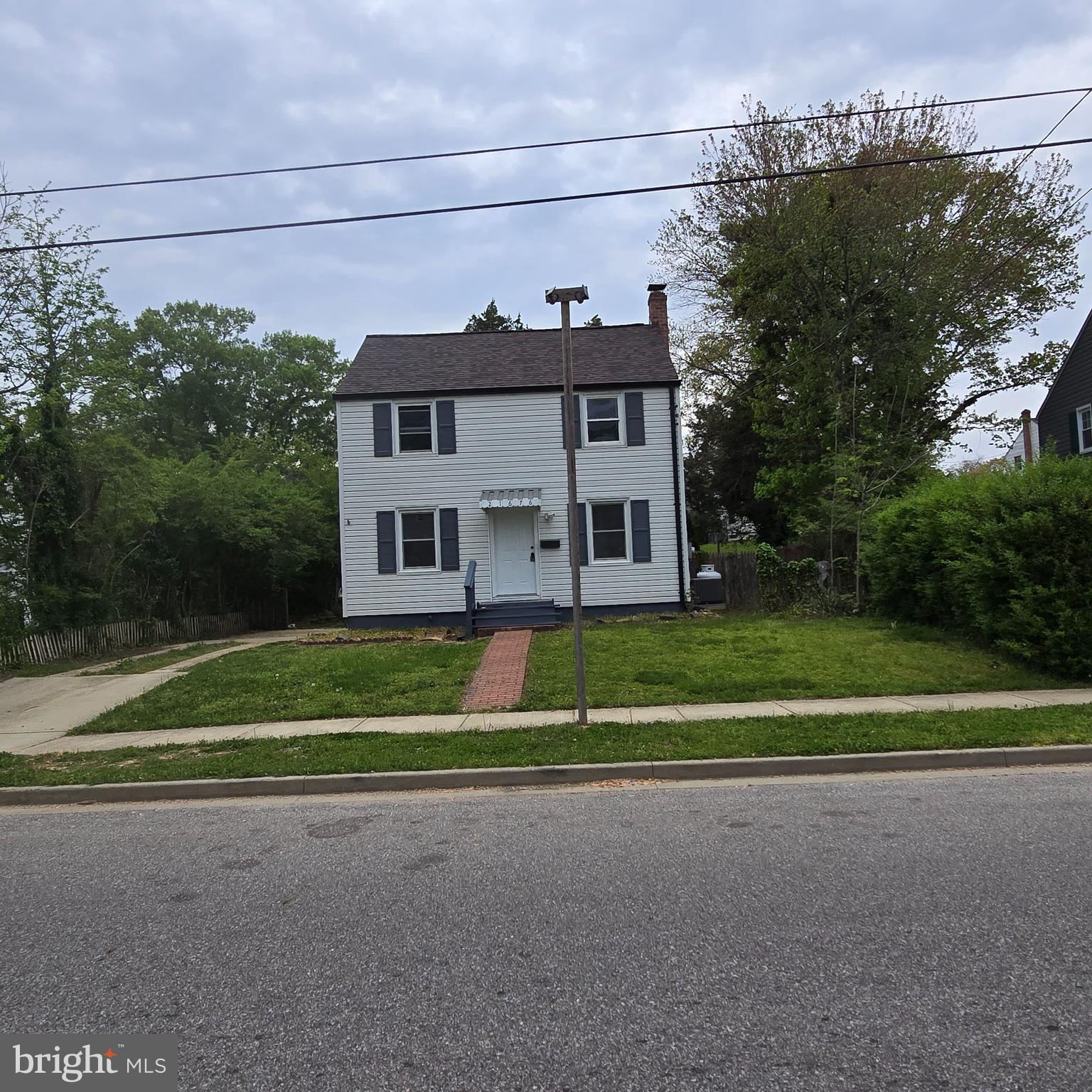 21676 N ESSEX DR