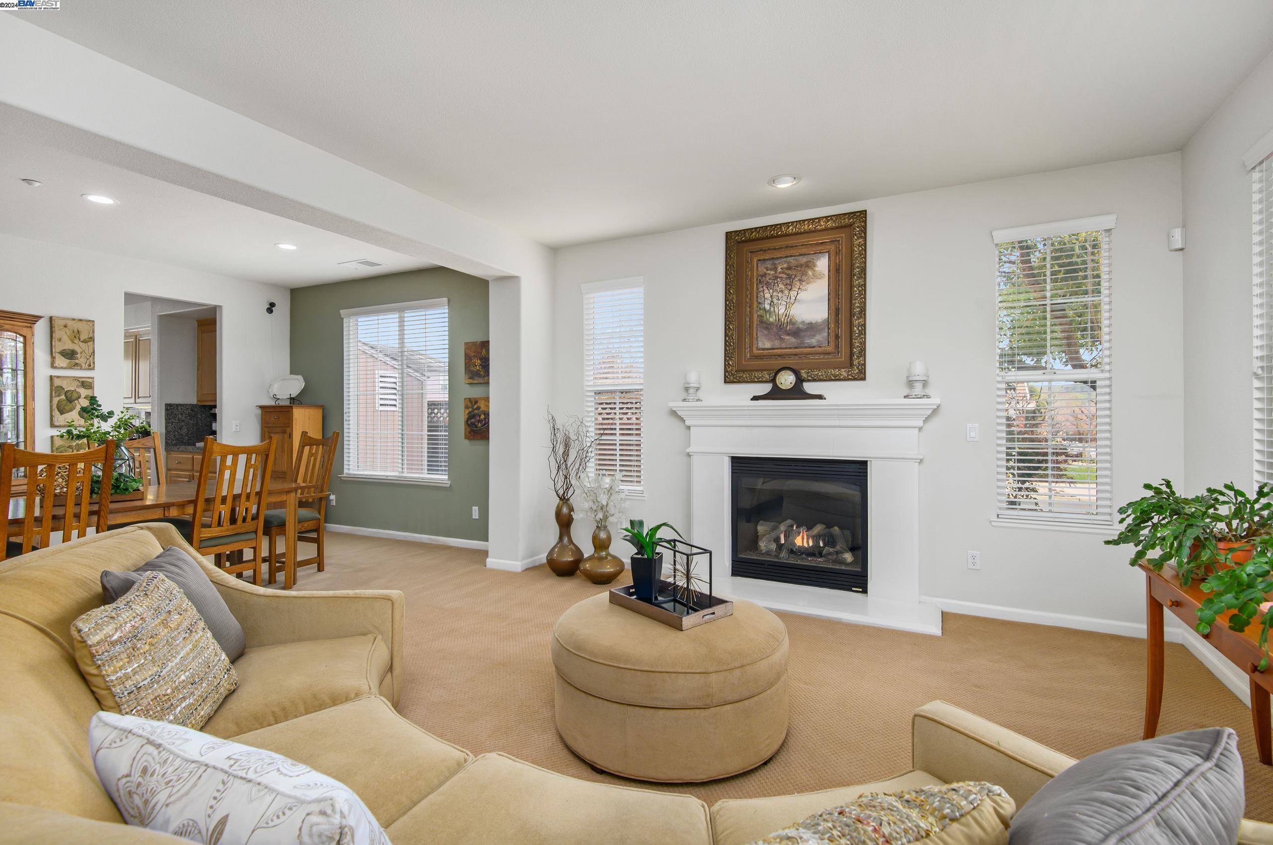 1101 Lexington Way
