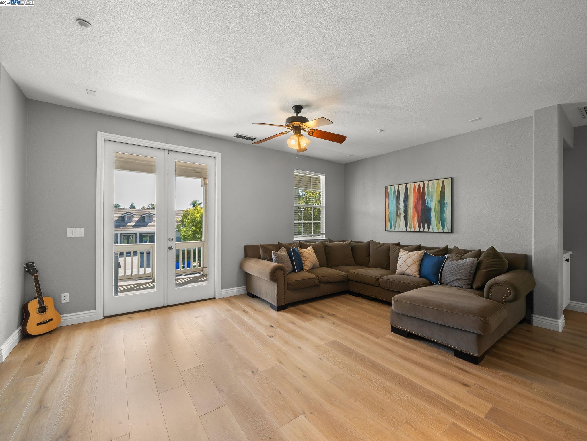 2853 Gardenside Ct