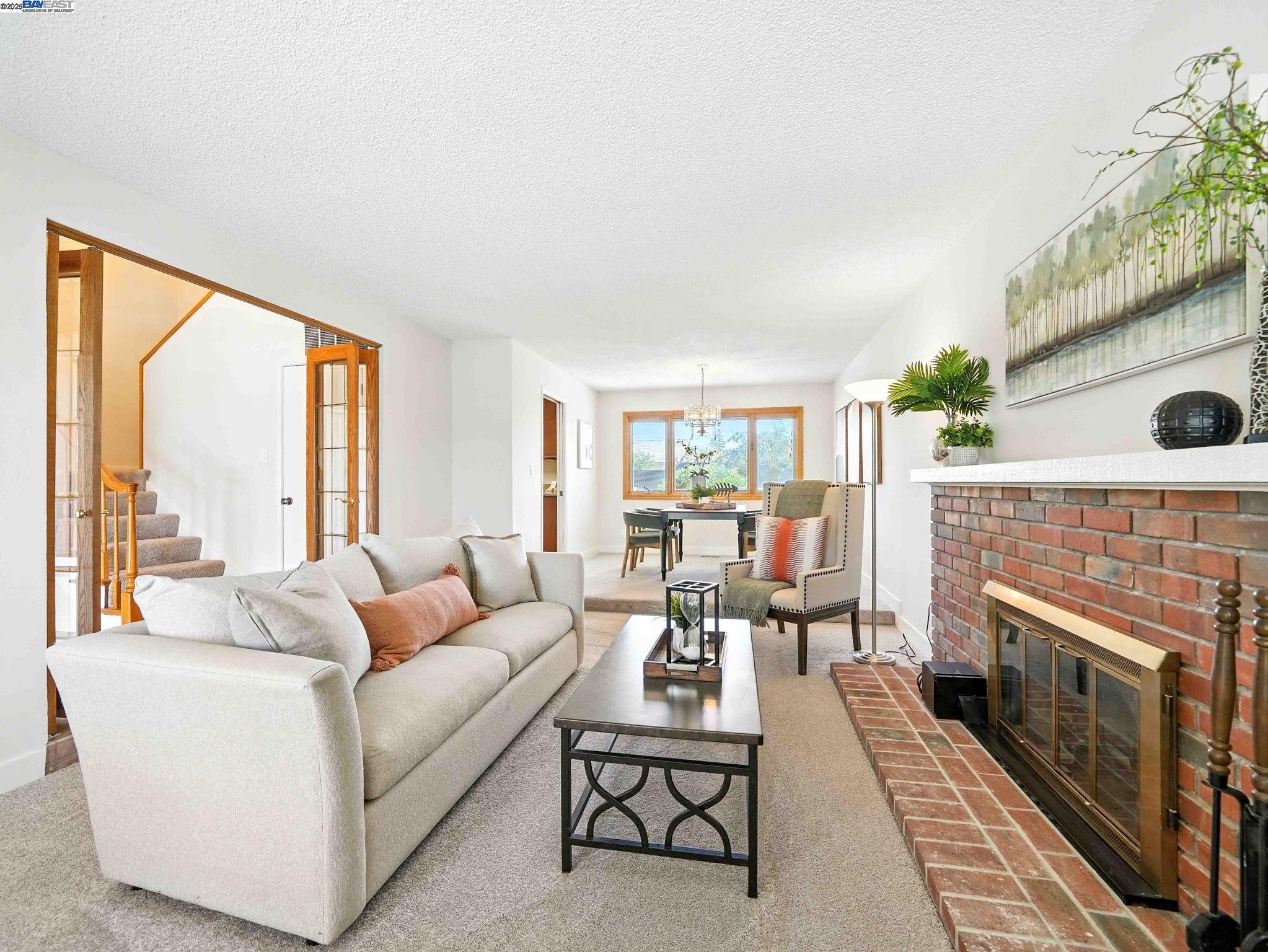 2858 Superior Dr