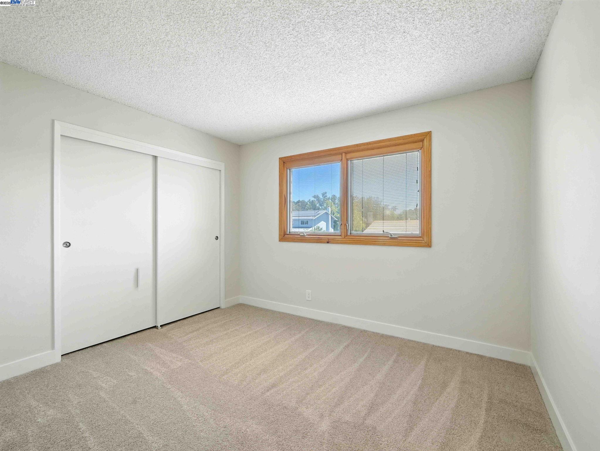 2858 Superior Dr