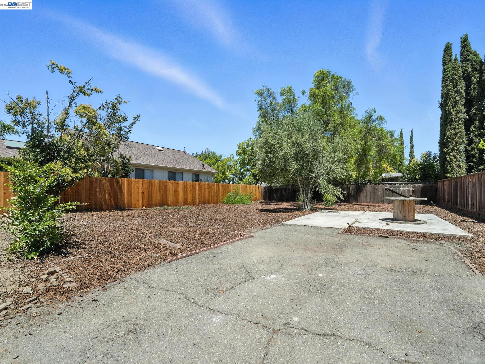 772 Mcleod St