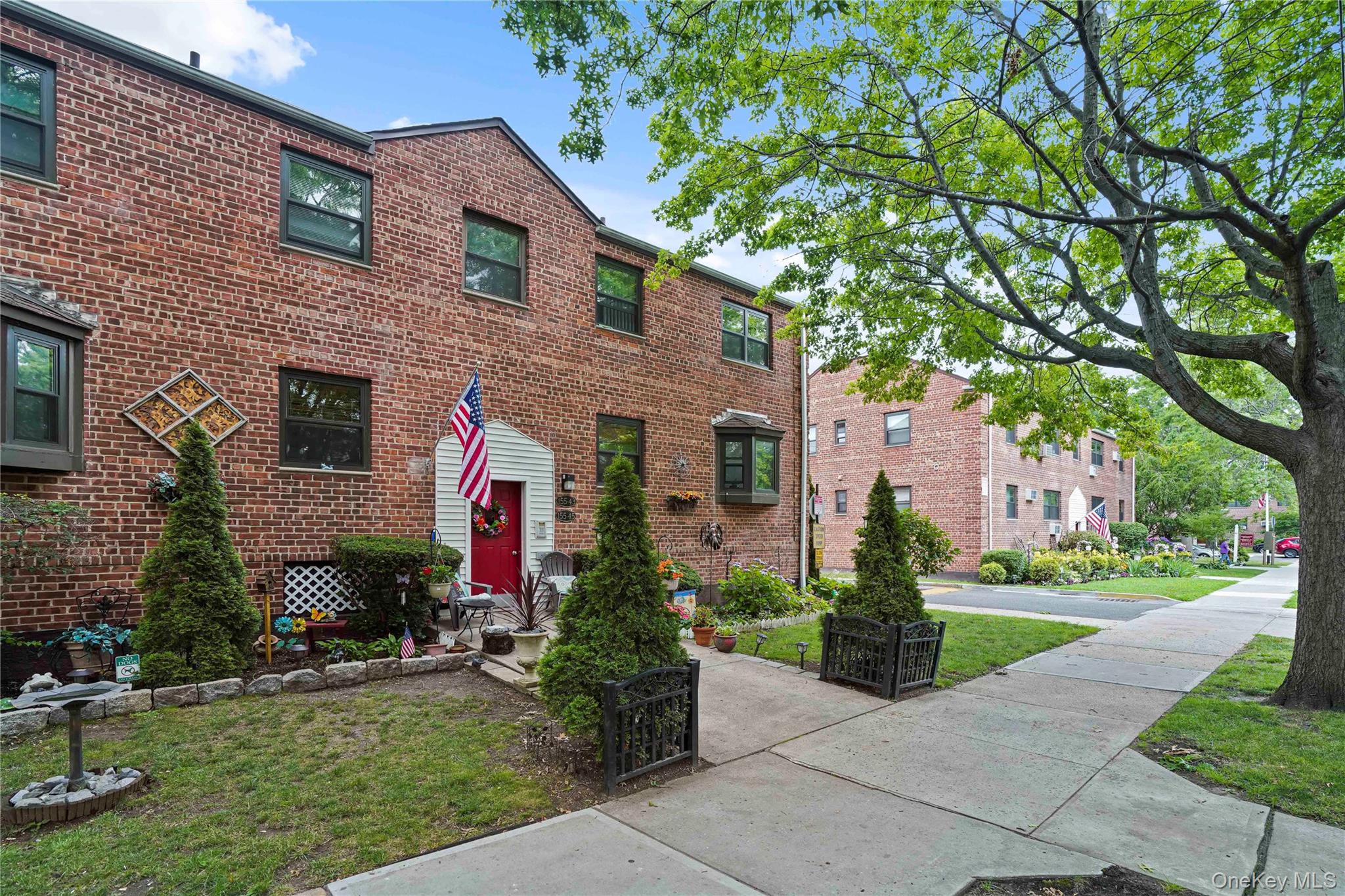 155-45 81st Street Unit: 18