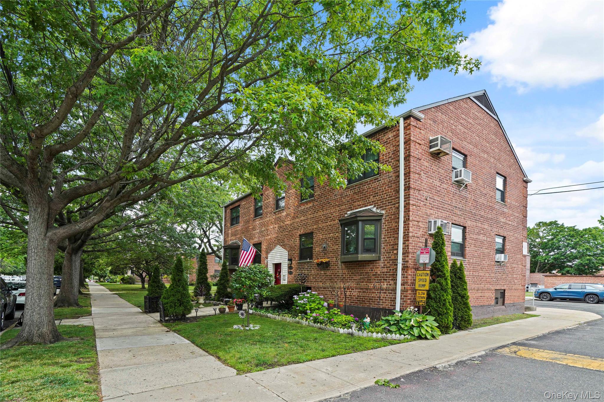155-45 81st Street Unit: 18