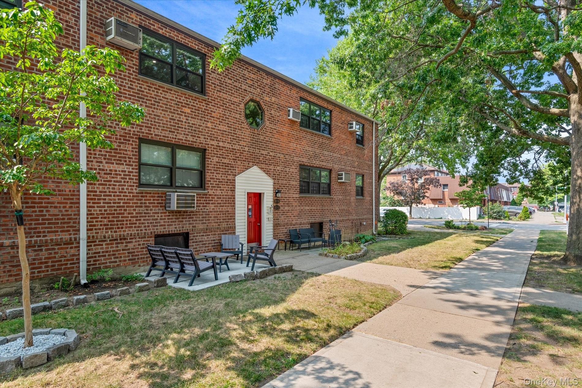 80-10 156th Avenue Unit: 223