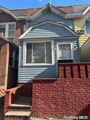 94-40A Alstyne Avenue Unit: A