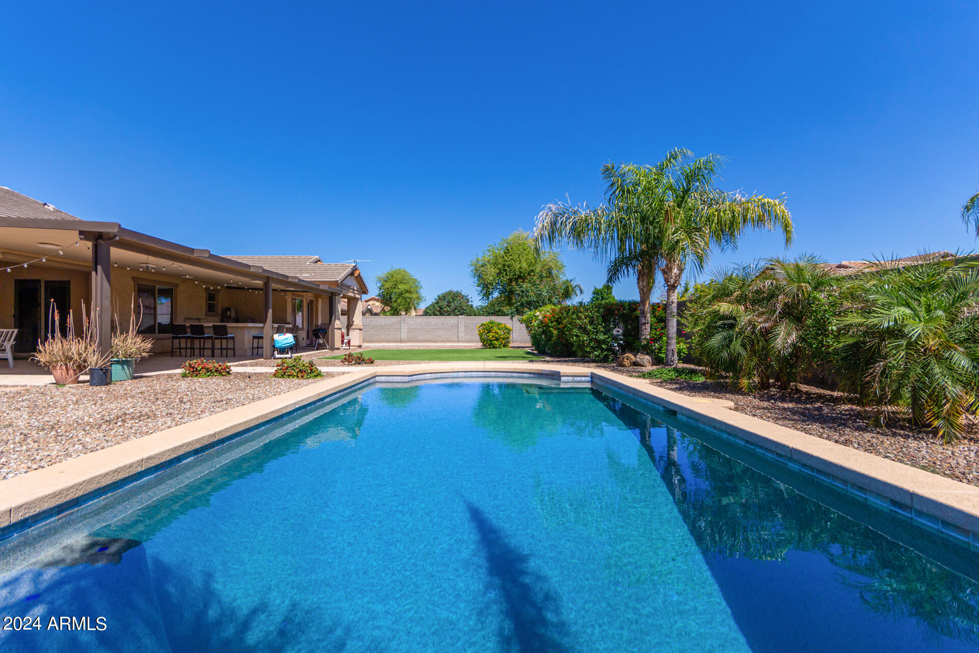21913 E MUNOZ Court