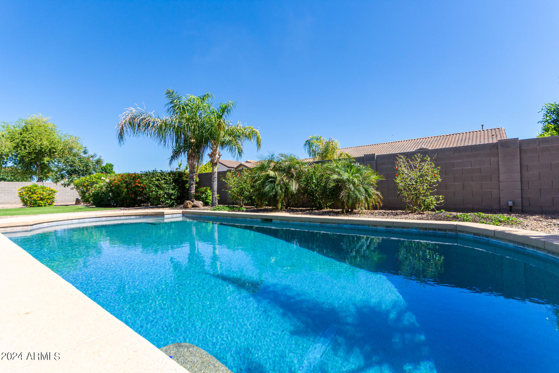 21913 E MUNOZ Court