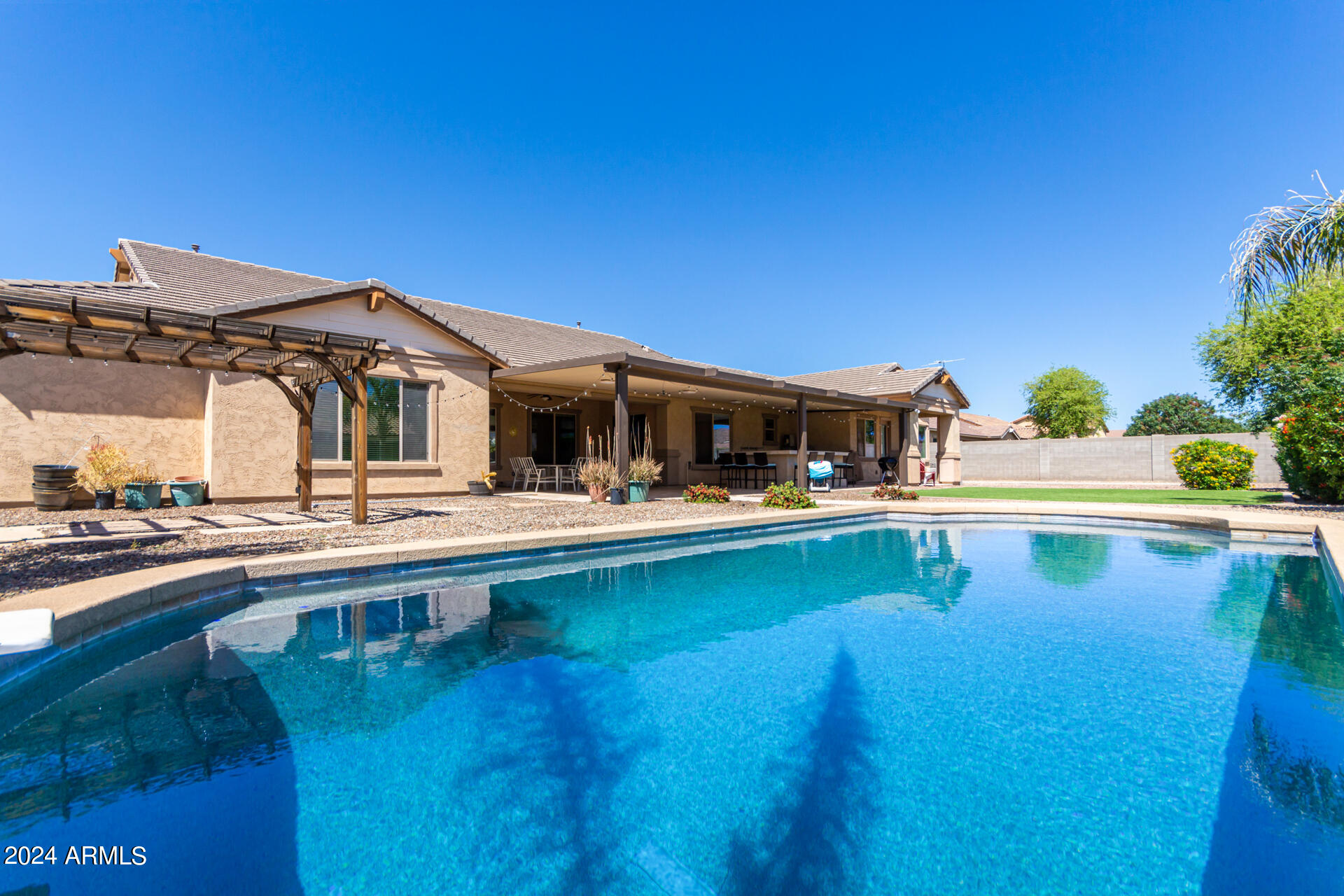 21913 E MUNOZ Court