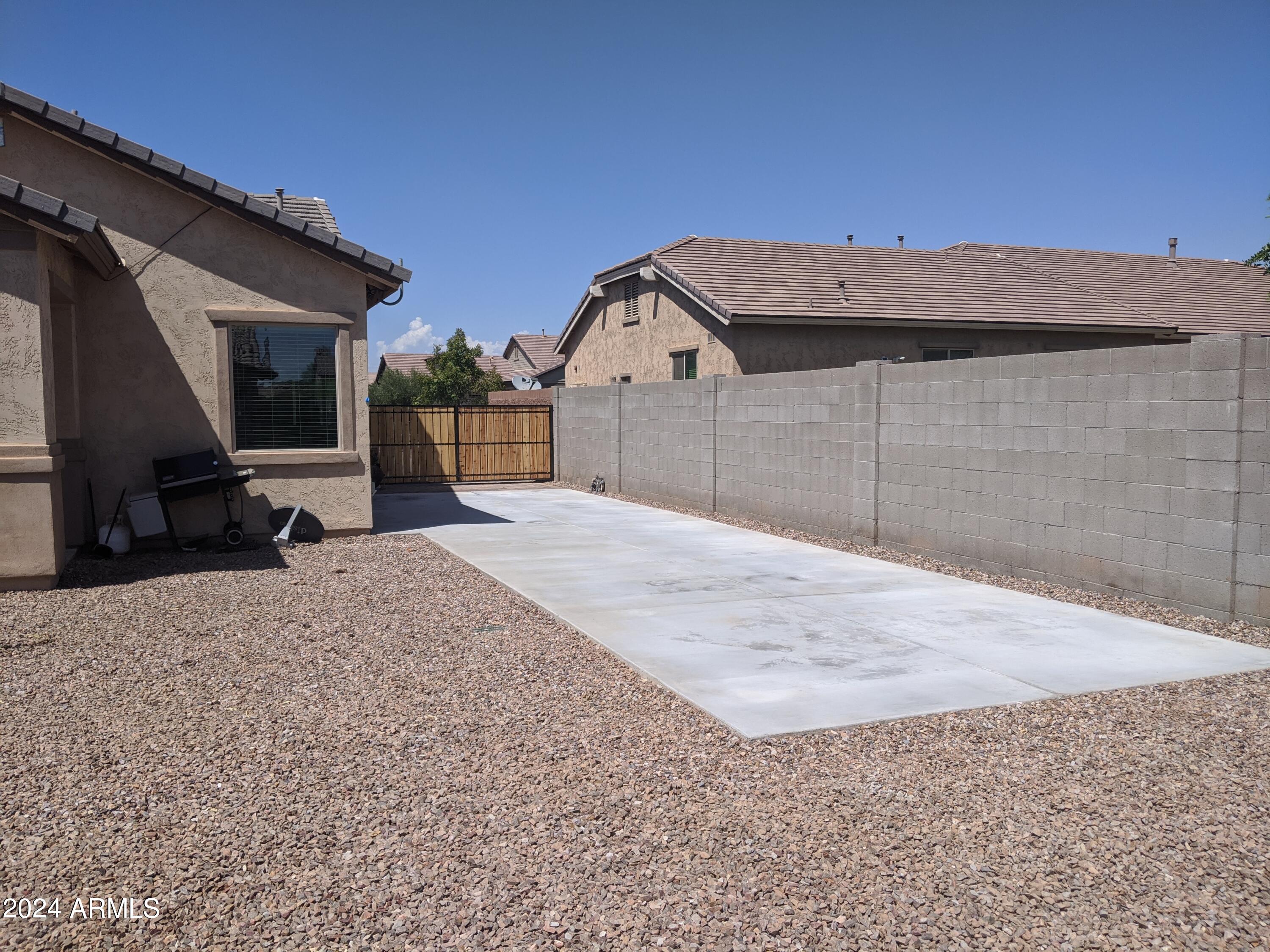 21913 E MUNOZ Court