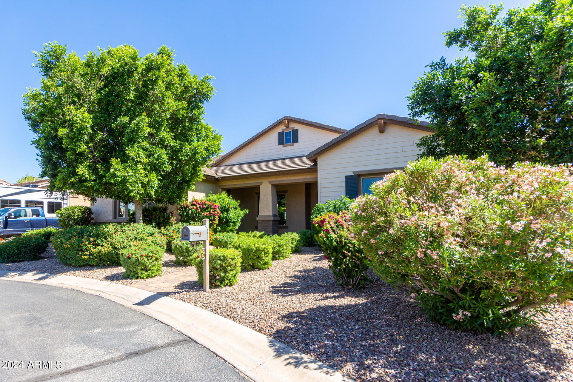 21913 E MUNOZ Court