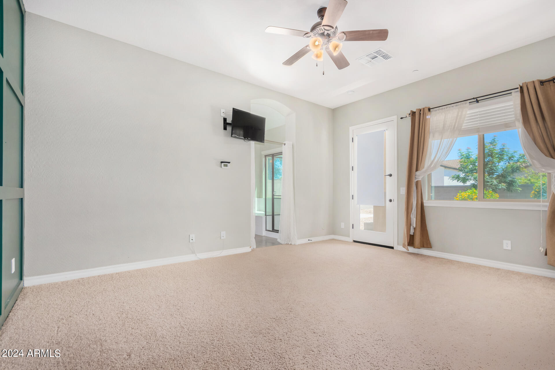 21913 E MUNOZ Court