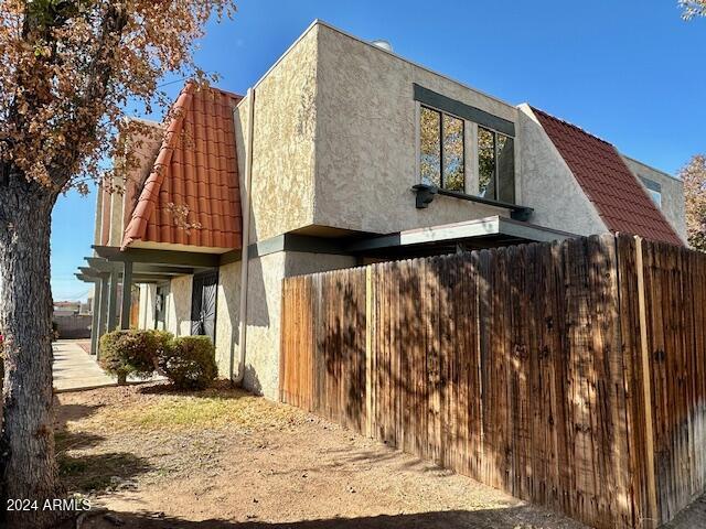 5951 W Golden Lane