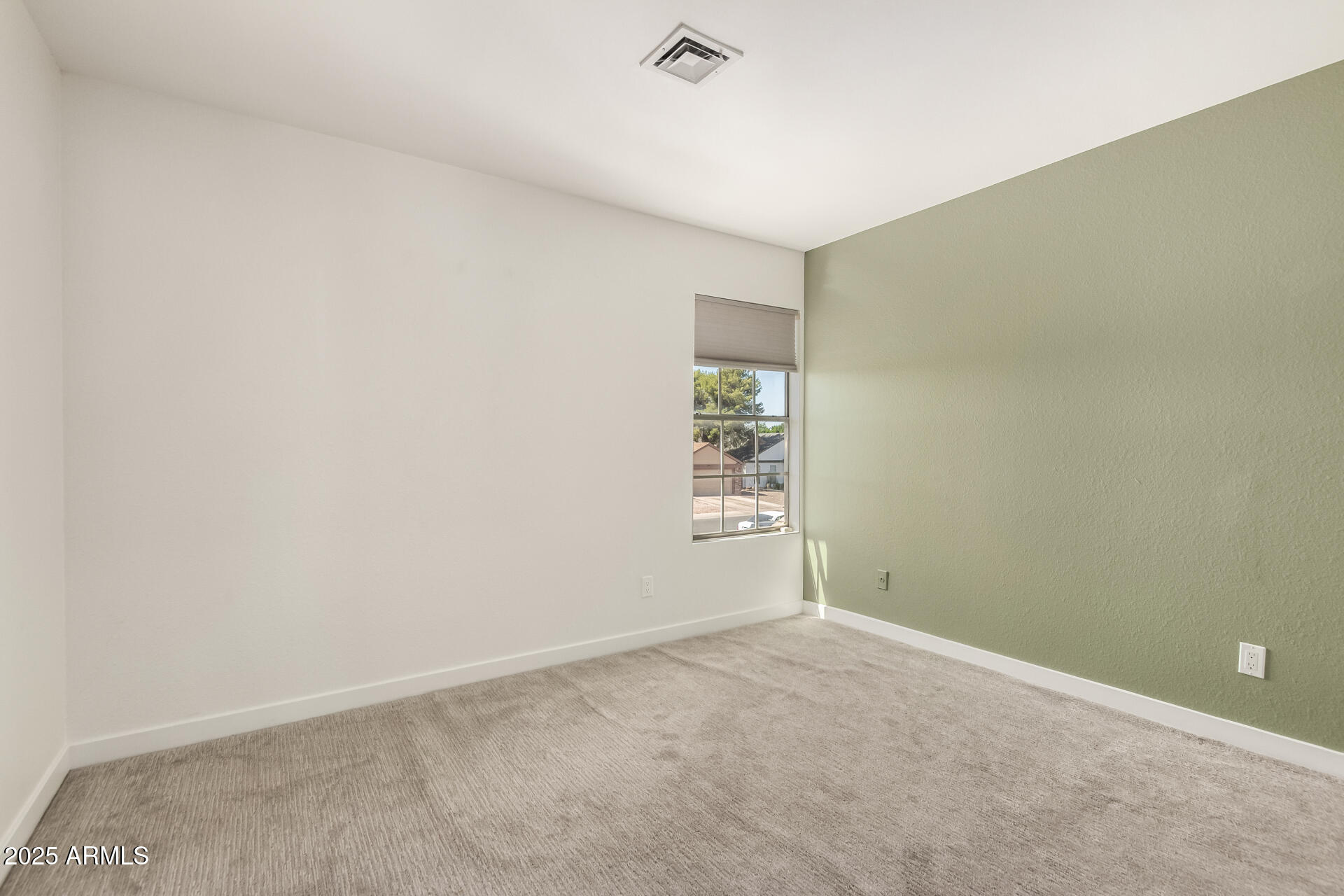 830 E Gila Lane