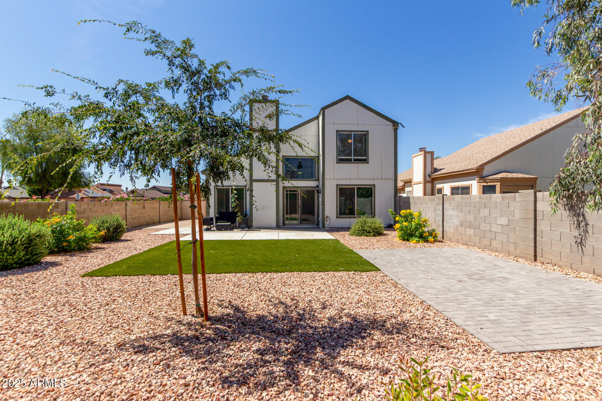 830 E Gila Lane