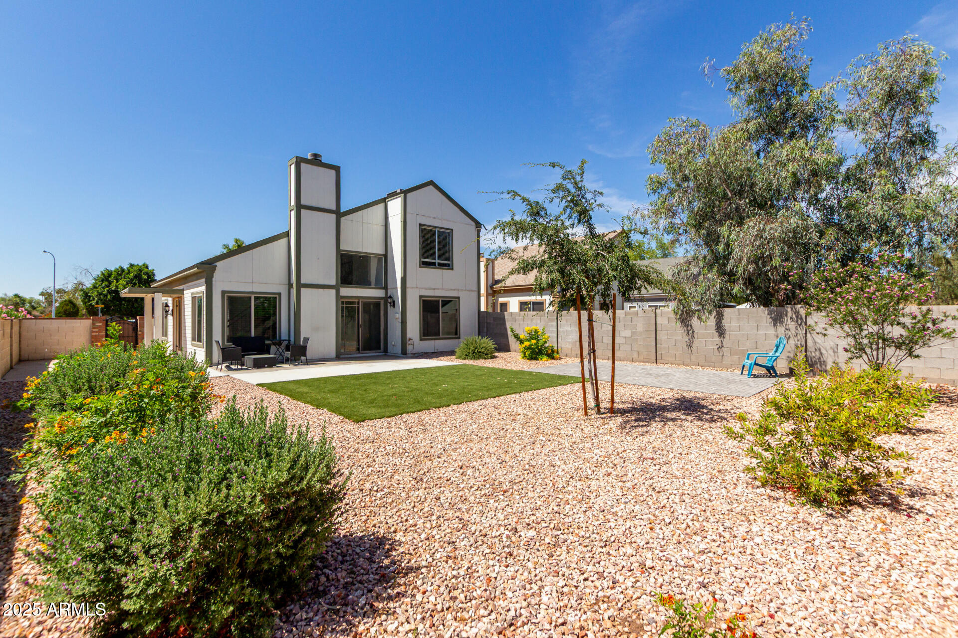 830 E Gila Lane