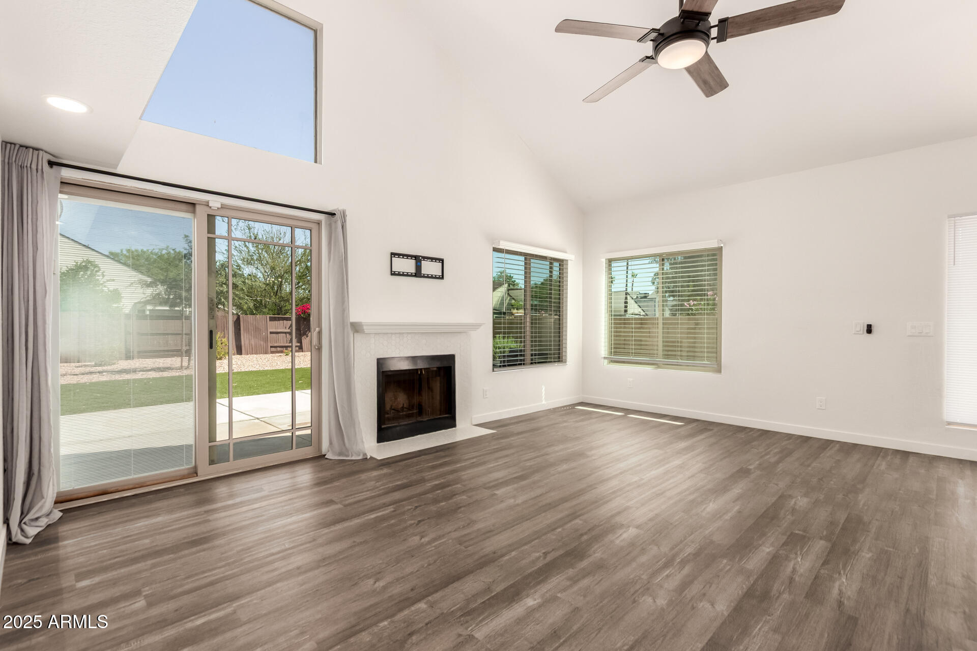 830 E Gila Lane