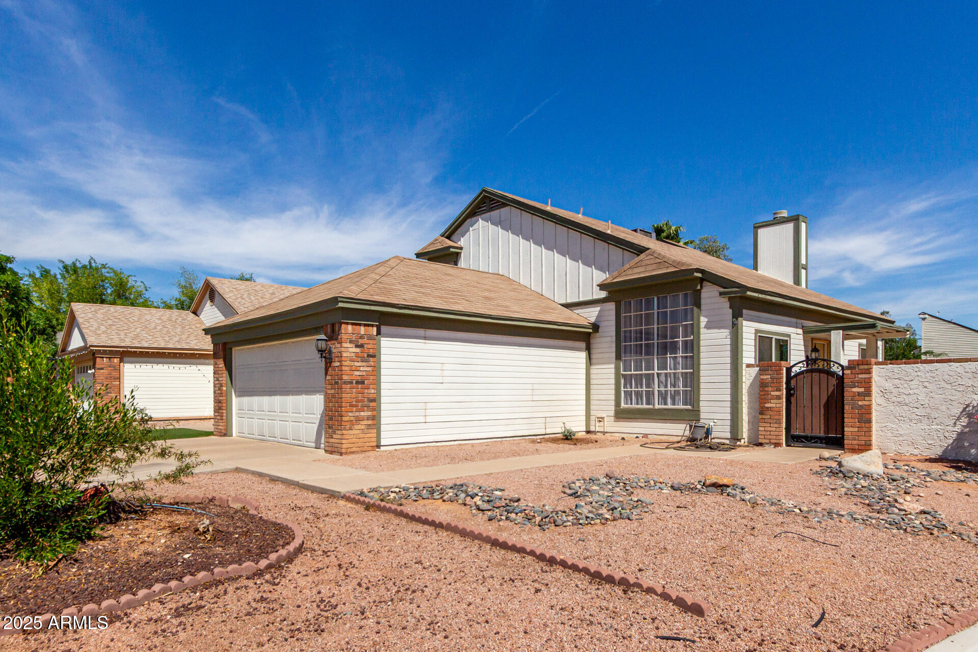 830 E Gila Lane