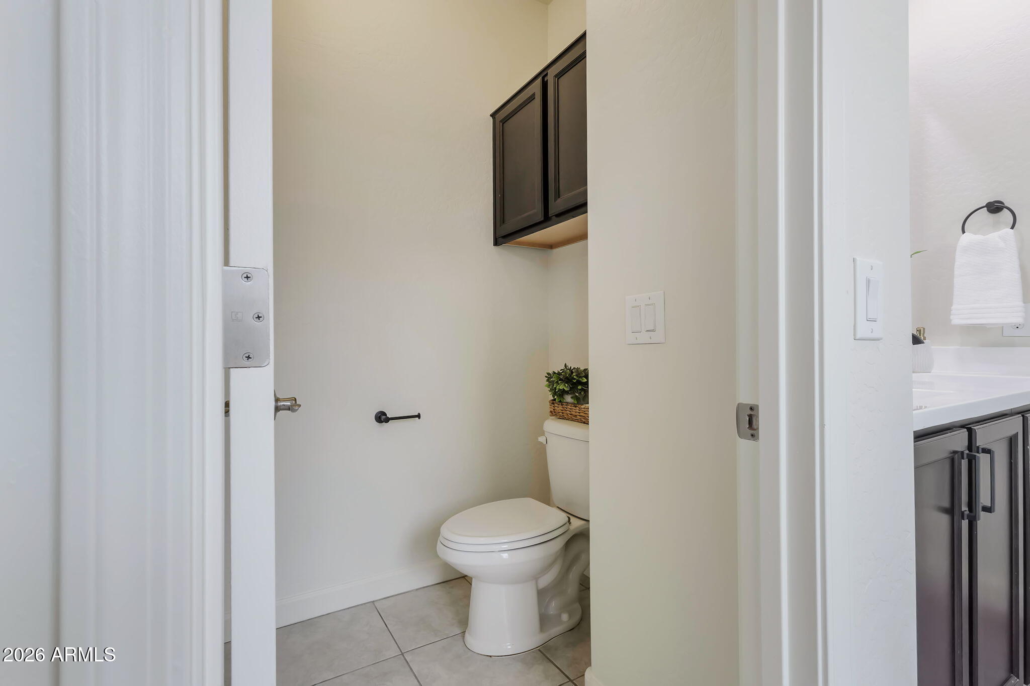 41113 W CURTIS Lane